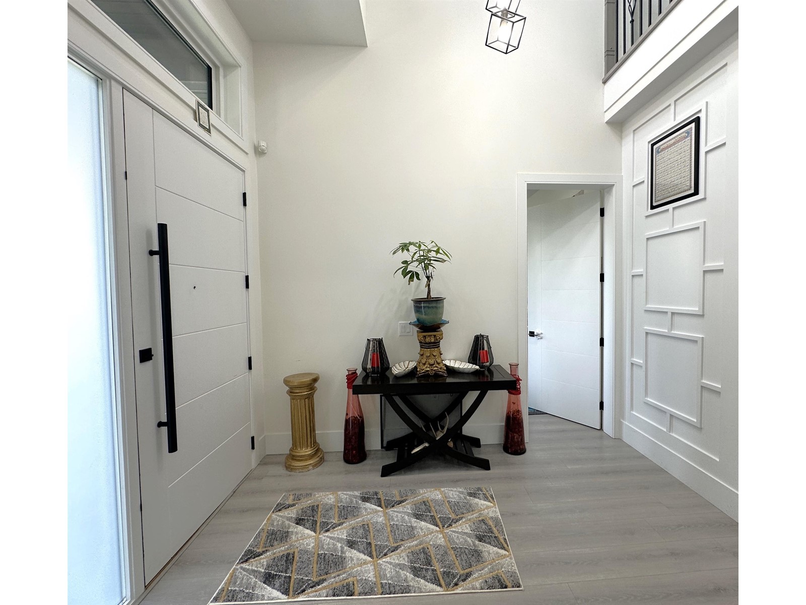 18384 60 Avenue, Surrey, British Columbia  V3S 1V8 - Photo 3 - R2981663