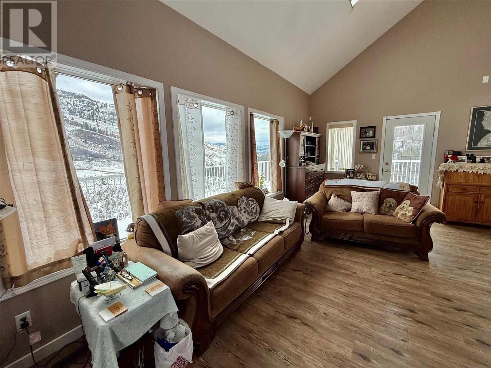 457 Grand Oro Road, Kaleden, BC V0H1K0