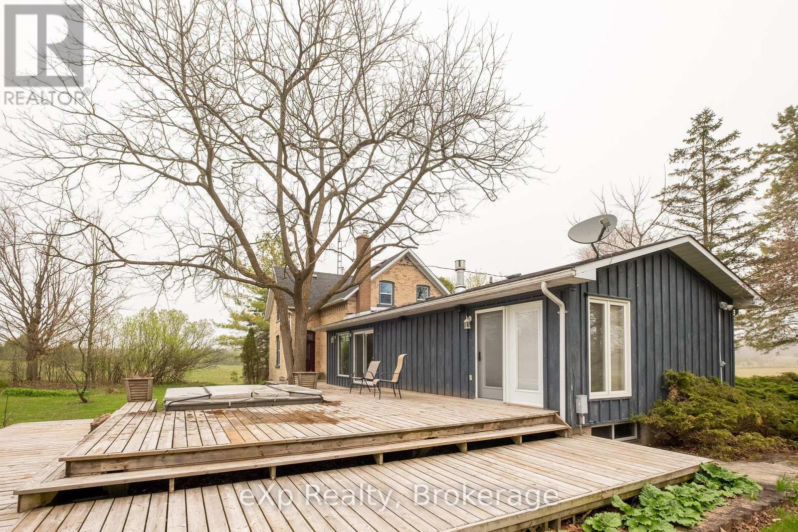 394213 Concession 2, West Grey, Ontario  N0C 1H0 - Photo 31 - X12138100