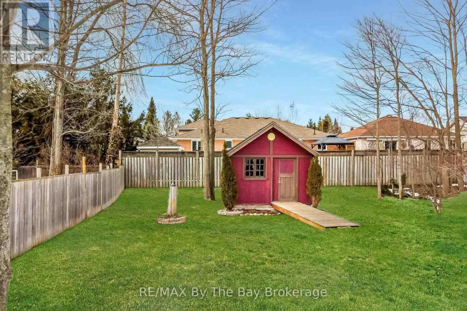 336 Robinson Road, Wasaga Beach, Ontario  L9Z 2Z1 - Photo 26 - S12016369