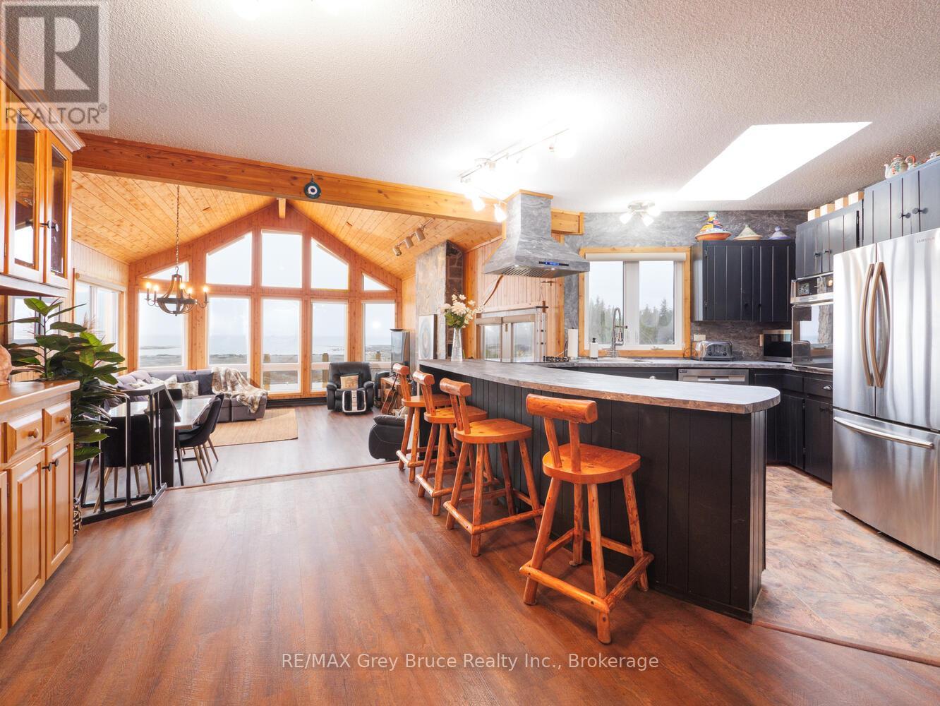 157 Zorra Drive, Northern Bruce Peninsula, Ontario  N0H 2R0 - Photo 3 - X12157922