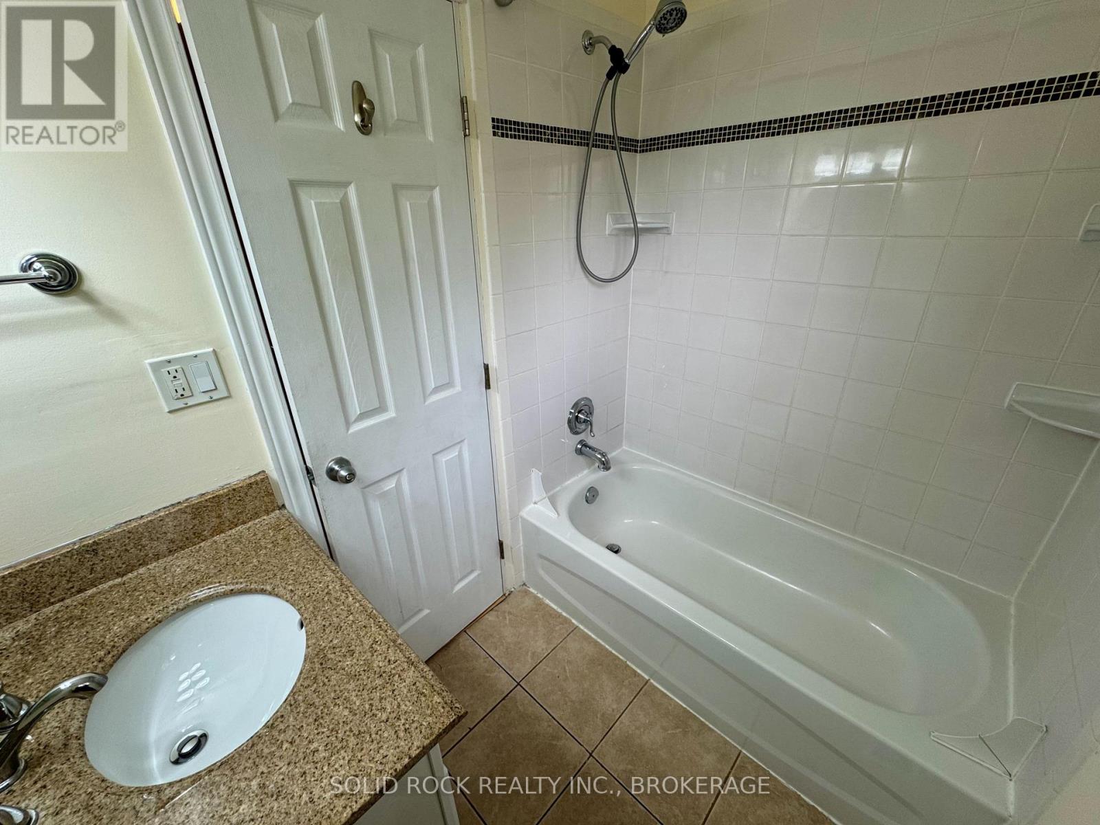 1022 Sprucewood Crescent, Kingston (City Northwest), Ontario  K7P 1N1 - Photo 19 - X12157927