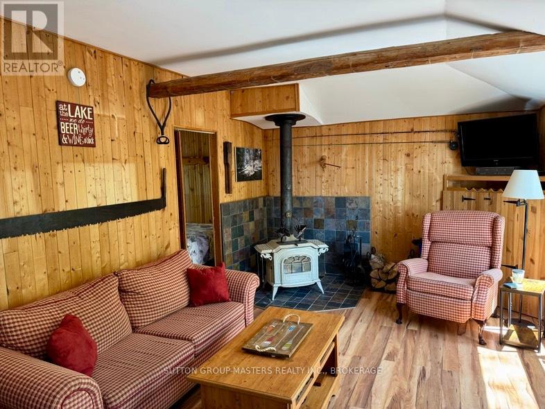 1145 Pine Path, Frontenac (Frontenac North), Ontario  K0H 1J0 - Photo 9 - X12157933