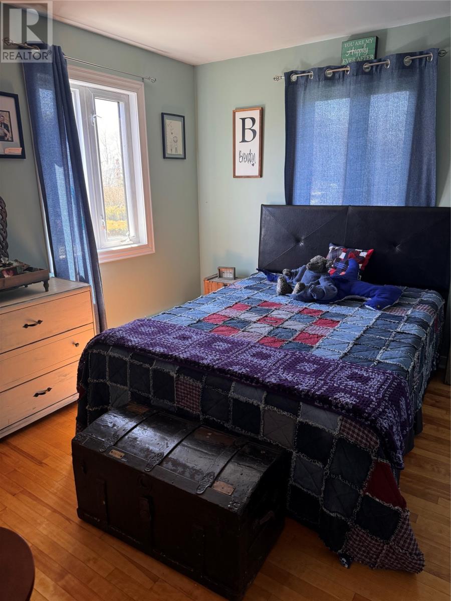 Photo 32