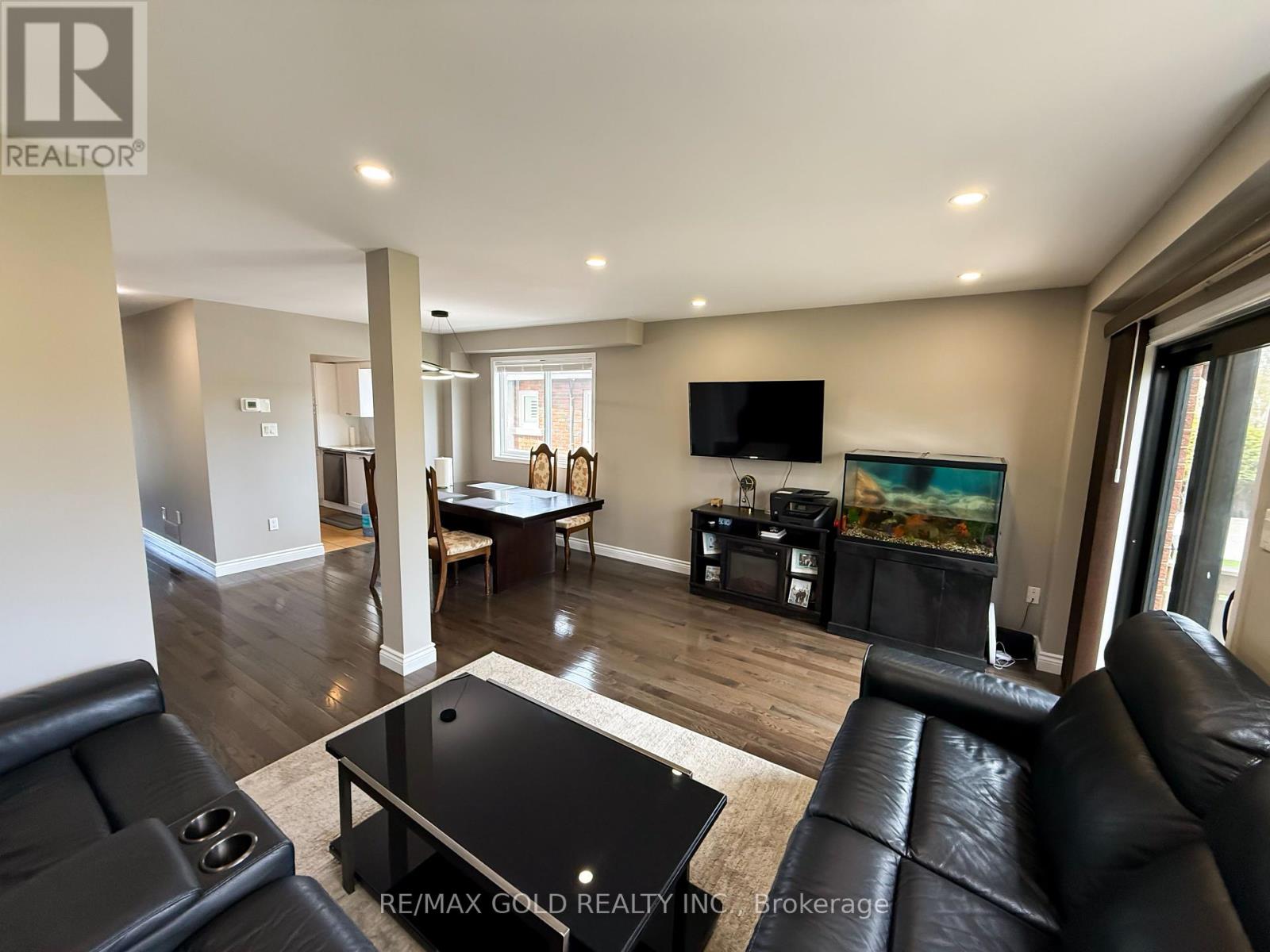 219 Stevenson Street, Guelph, Ontario  N1E 5A9 - Photo 4 - X12146640
