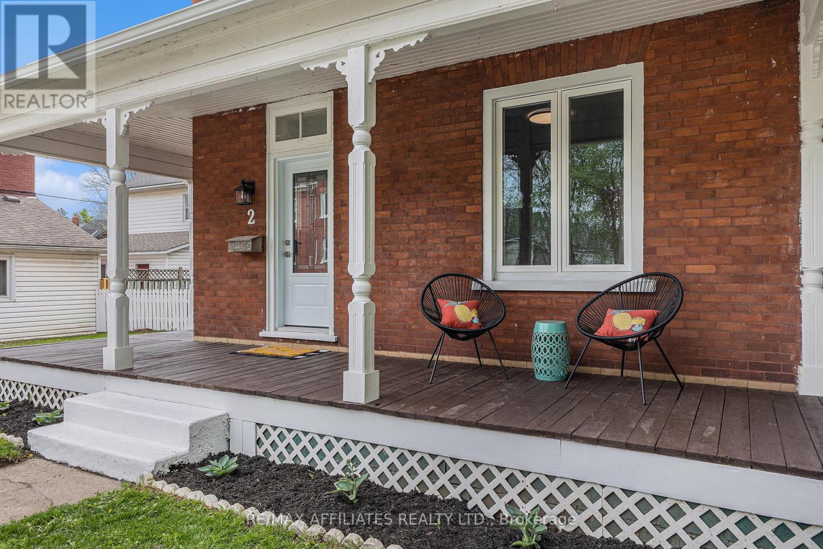 2 Maitland Street, Smiths Falls, Ontario  K7A 2K7 - Photo 3 - X12157898