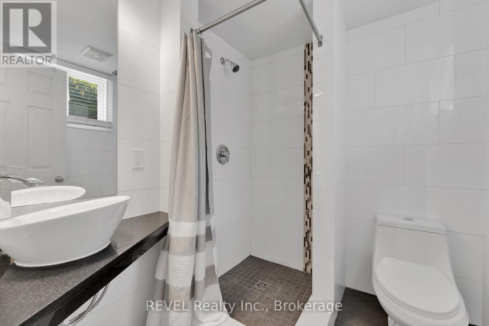 120 Royal Oak Drive, Welland, Ontario  L3C 5V9 - Photo 23 - X12157907
