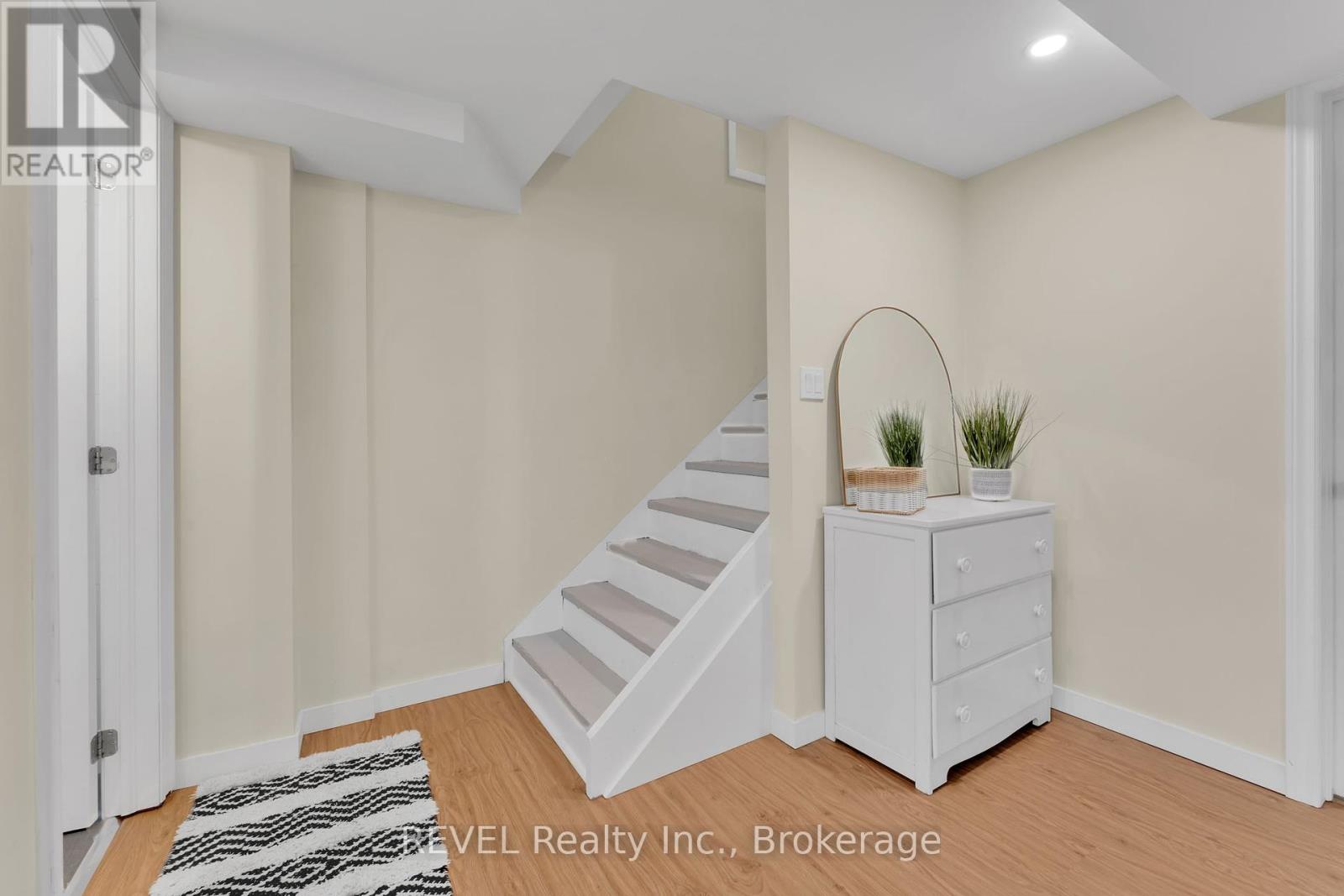 120 Royal Oak Drive, Welland, Ontario  L3C 5V9 - Photo 24 - X12157907