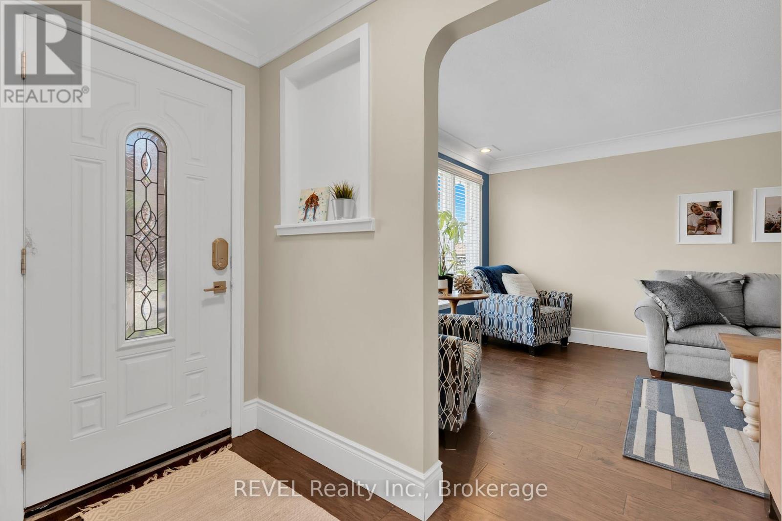 120 Royal Oak Drive, Welland, Ontario  L3C 5V9 - Photo 3 - X12157907