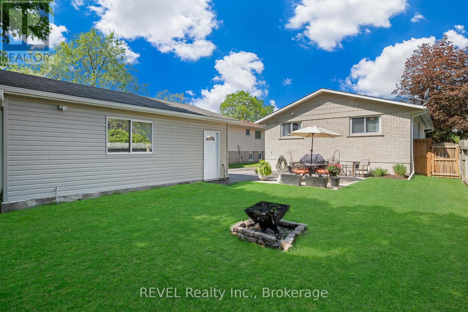 120 Royal Oak Drive, Welland, Ontario  L3C 5V9 - Photo 38 - X12157907