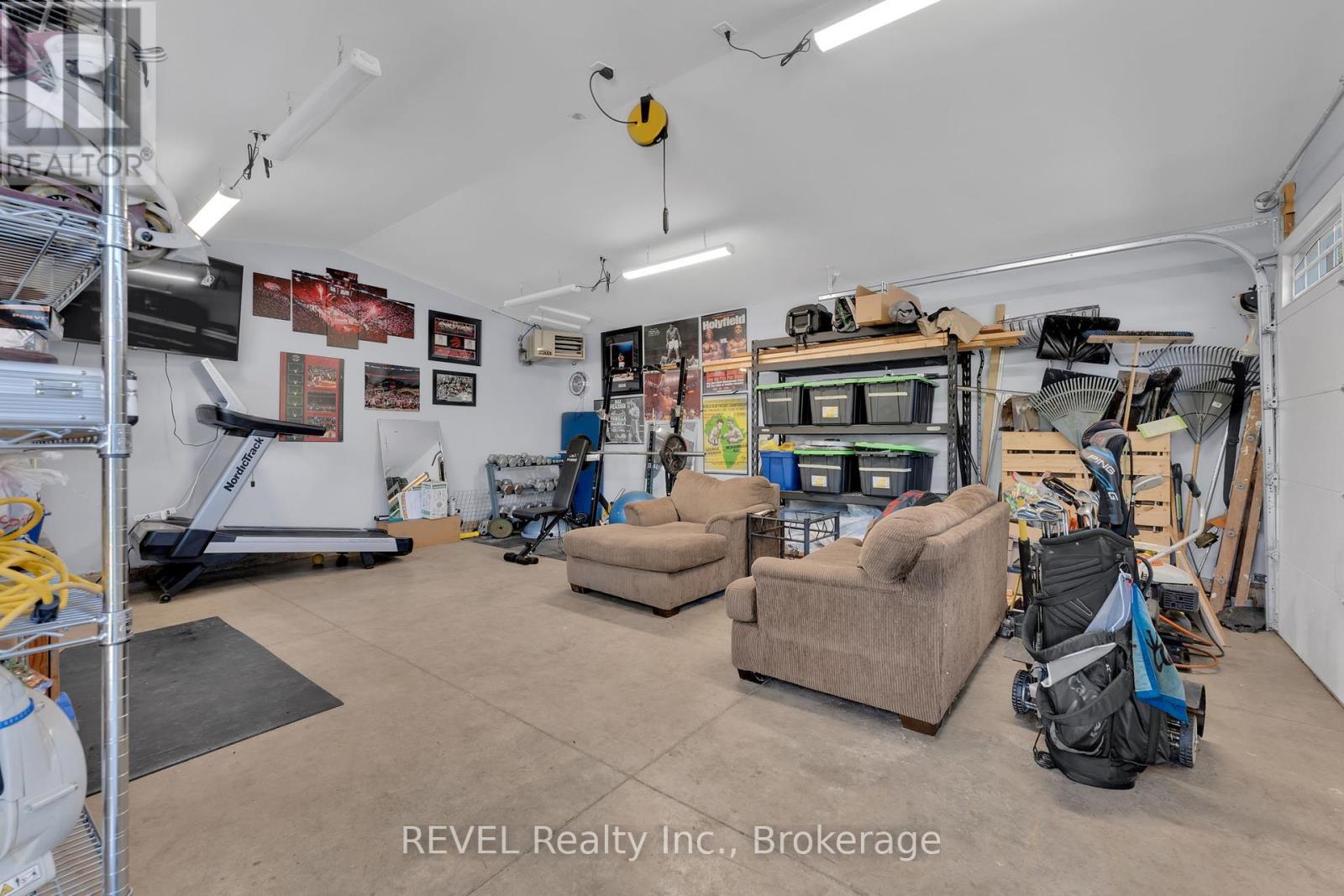 120 Royal Oak Drive, Welland, Ontario  L3C 5V9 - Photo 40 - X12157907