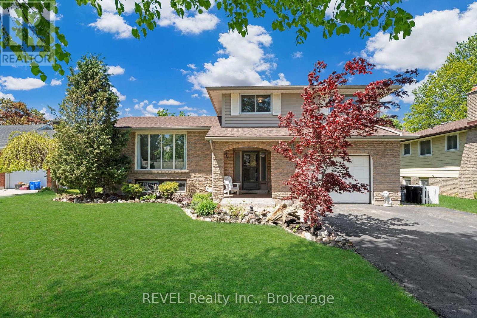 Property at 22 MCCOLL DRIVE image 1