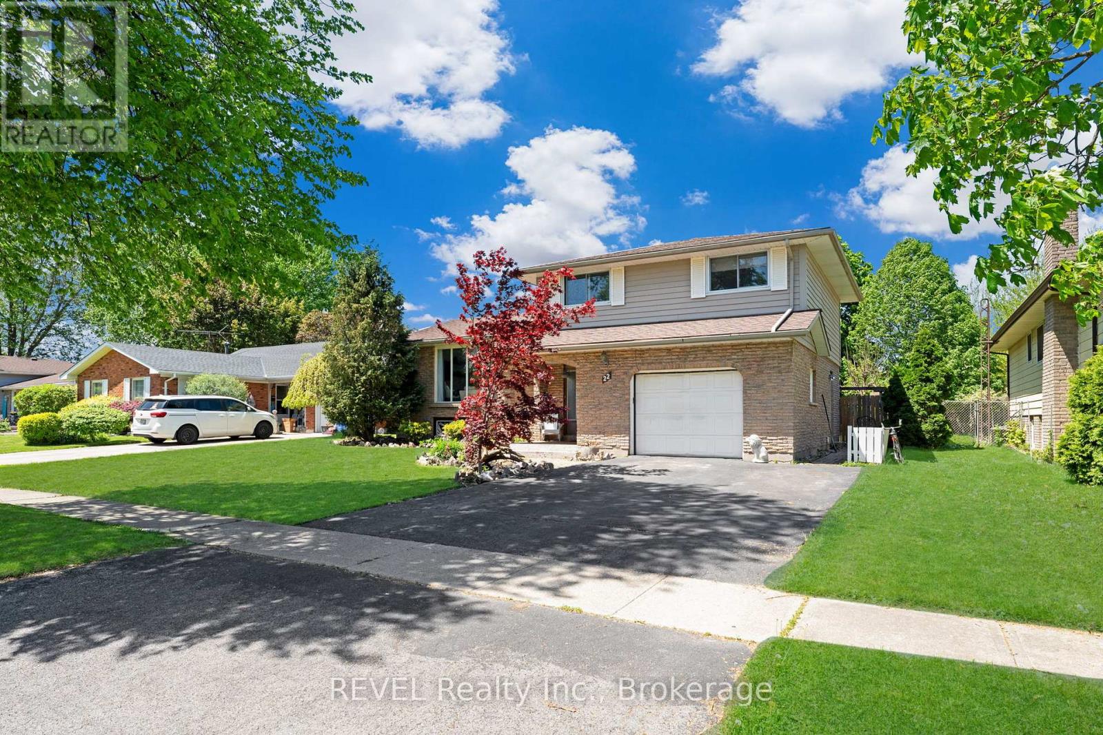Property at 22 MCCOLL DRIVE image 2