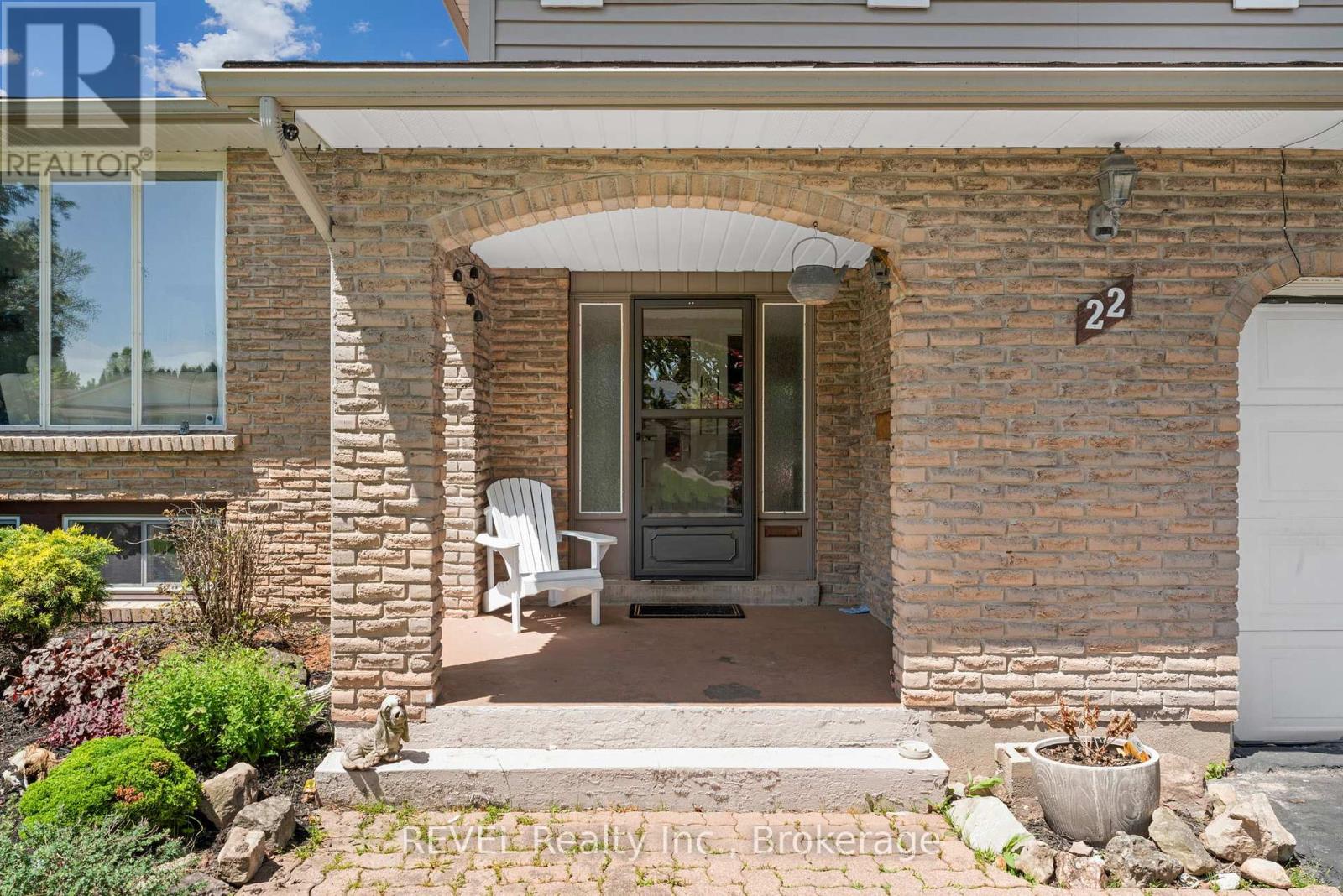 Property at 22 MCCOLL DRIVE image 3
