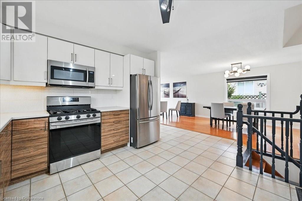 69 Hillgarden Drive, Stoney Creek, Ontario  L8J 3S7 - Photo 12 - 40728343
