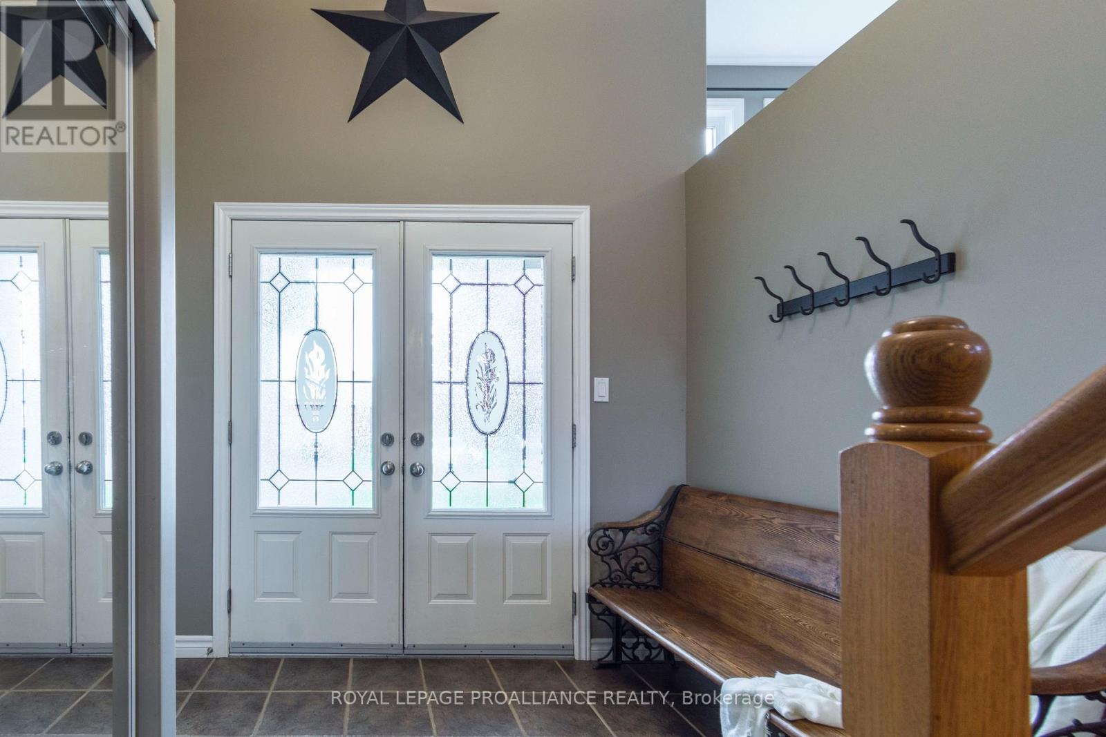 Property at 26 NORTHVIEW LANE image 3