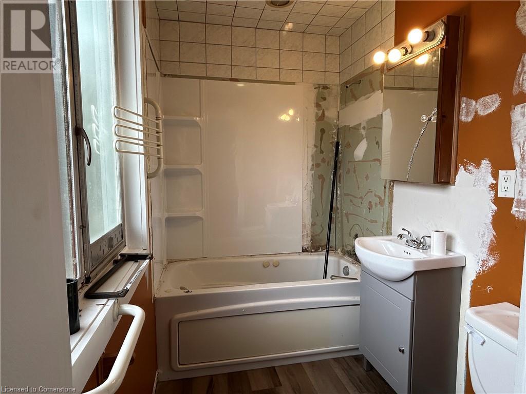 256 St George Lane, Delhi, Ontario  N4B 2J5 - Photo 21 - 40729375