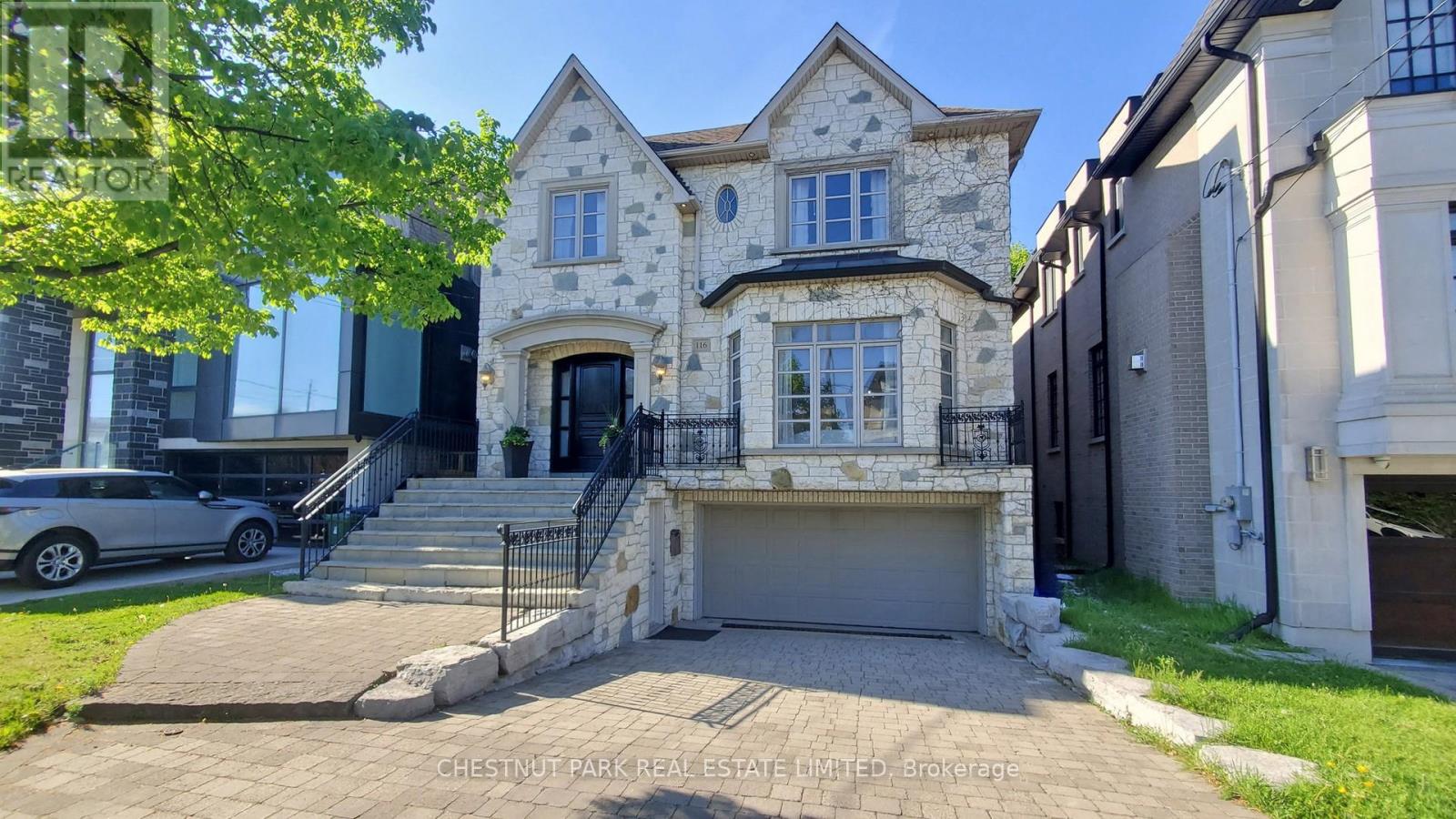 116 HADDINGTON AVENUE, Toronto, Ontario