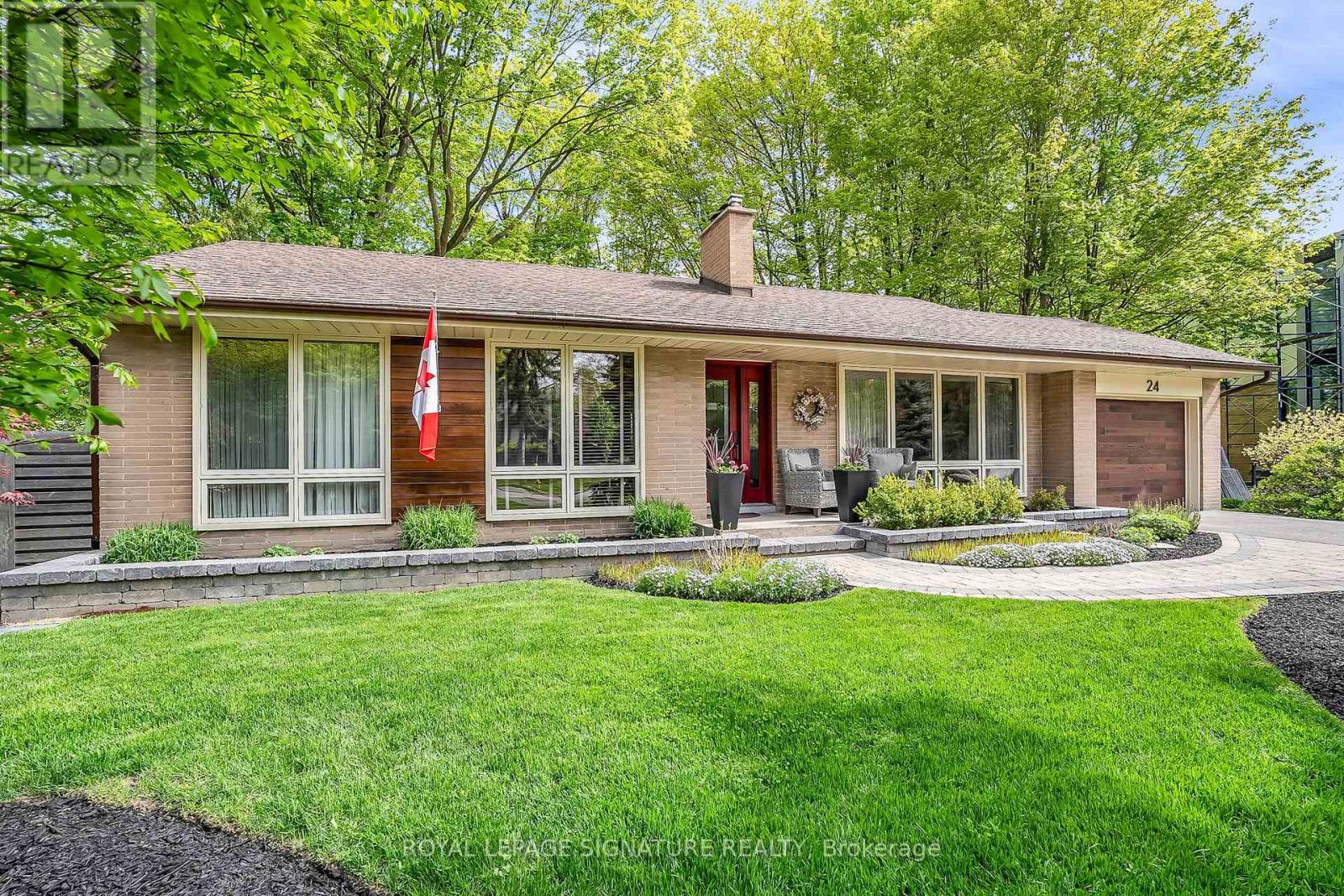 24 Deepwood Crescent, Toronto, Ontario  M3C 1N8 - Photo 1 - C12157906