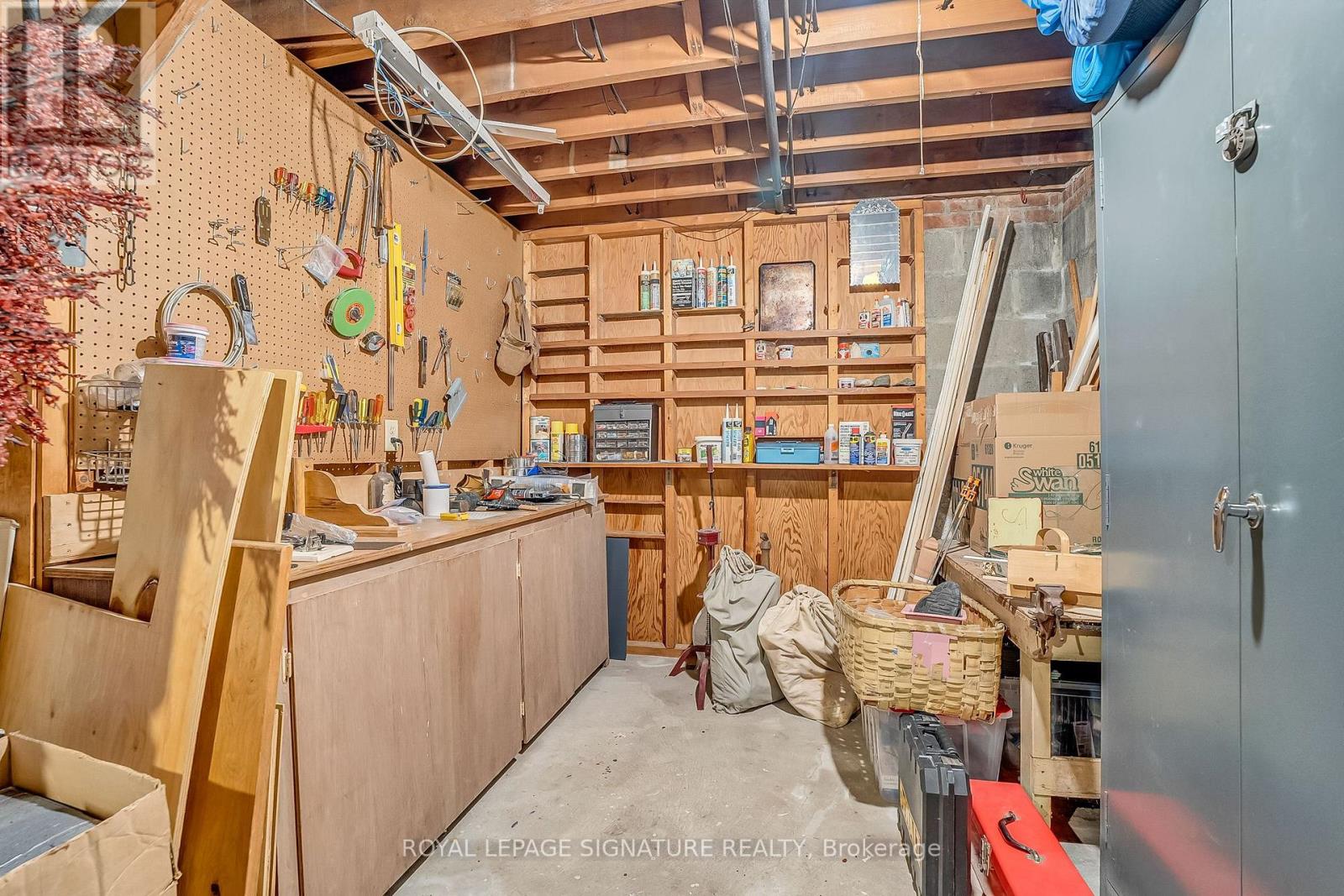 24 Deepwood Crescent, Toronto, Ontario  M3C 1N8 - Photo 32 - C12157906