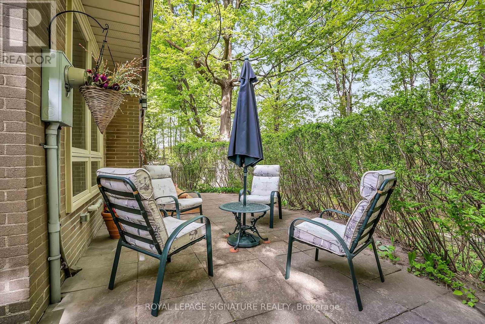 24 Deepwood Crescent, Toronto, Ontario  M3C 1N8 - Photo 34 - C12157906