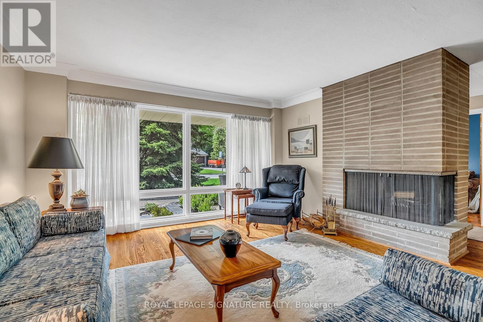 24 Deepwood Crescent, Toronto, Ontario  M3C 1N8 - Photo 7 - C12157906