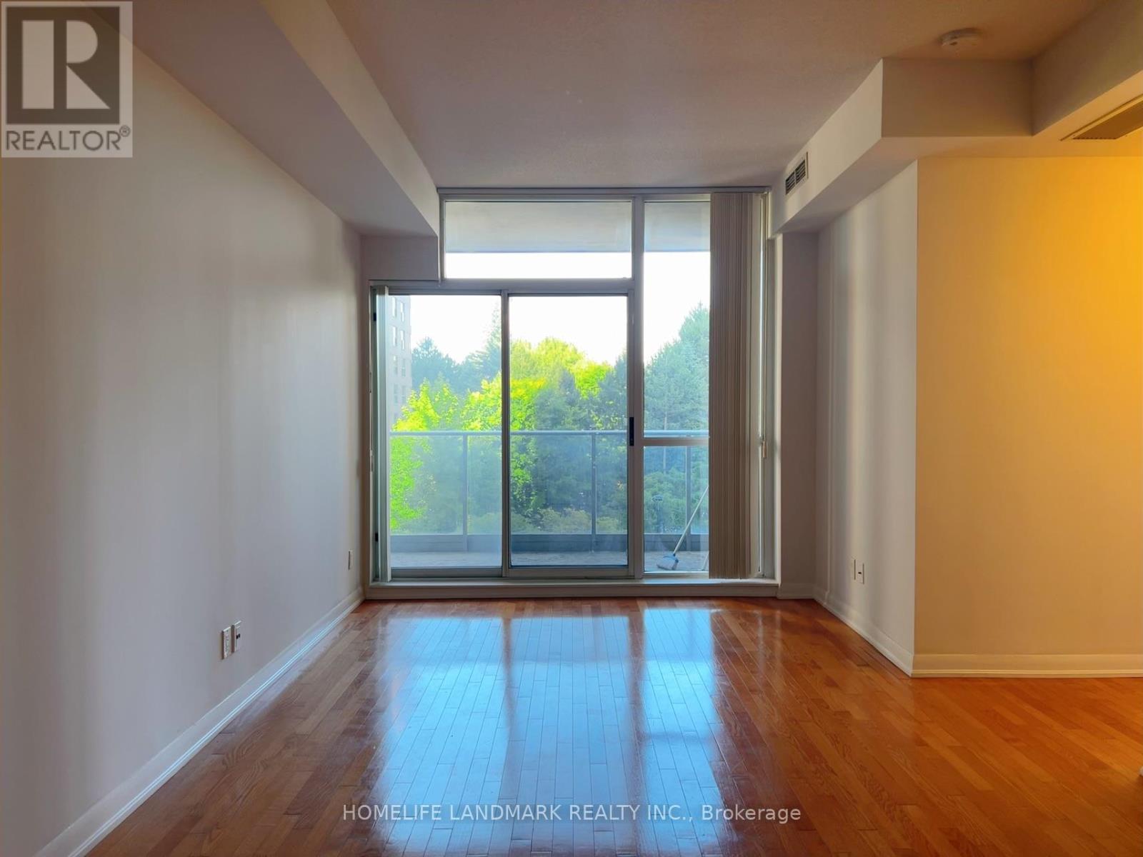 308 - 5791 Yonge Street, Toronto (Newtonbrook East), Ontario  M2M 0A8 - Photo 3 - C12157923