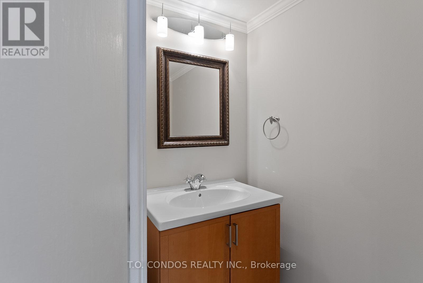 Ph05 - 1001 Bay Street, Toronto, Ontario  M5S 3A6 - Photo 29 - C12157929