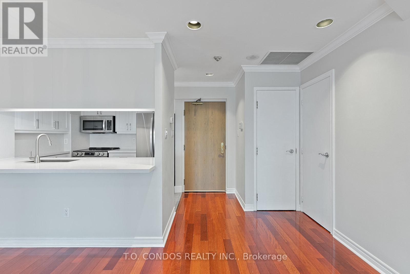 Ph05 - 1001 Bay Street, Toronto, Ontario  M5S 3A6 - Photo 8 - C12157929