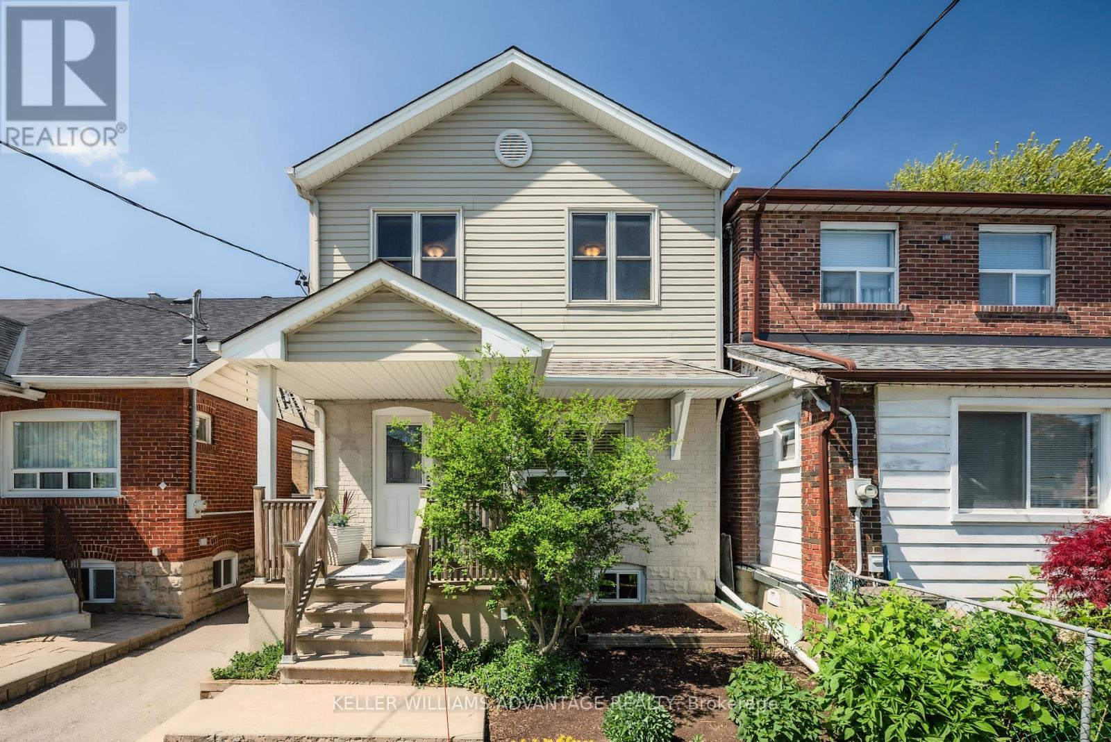 182 Sammon Avenue, Toronto, Ontario  M4J 1Z2 - Photo 2 - E12157932