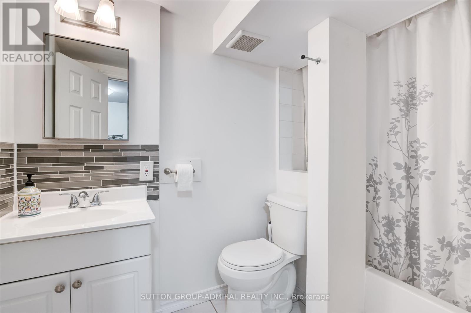 Basement - 712 Leaside Street, Pickering, Ontario  L1W 2X1 - Photo 12 - E12157949