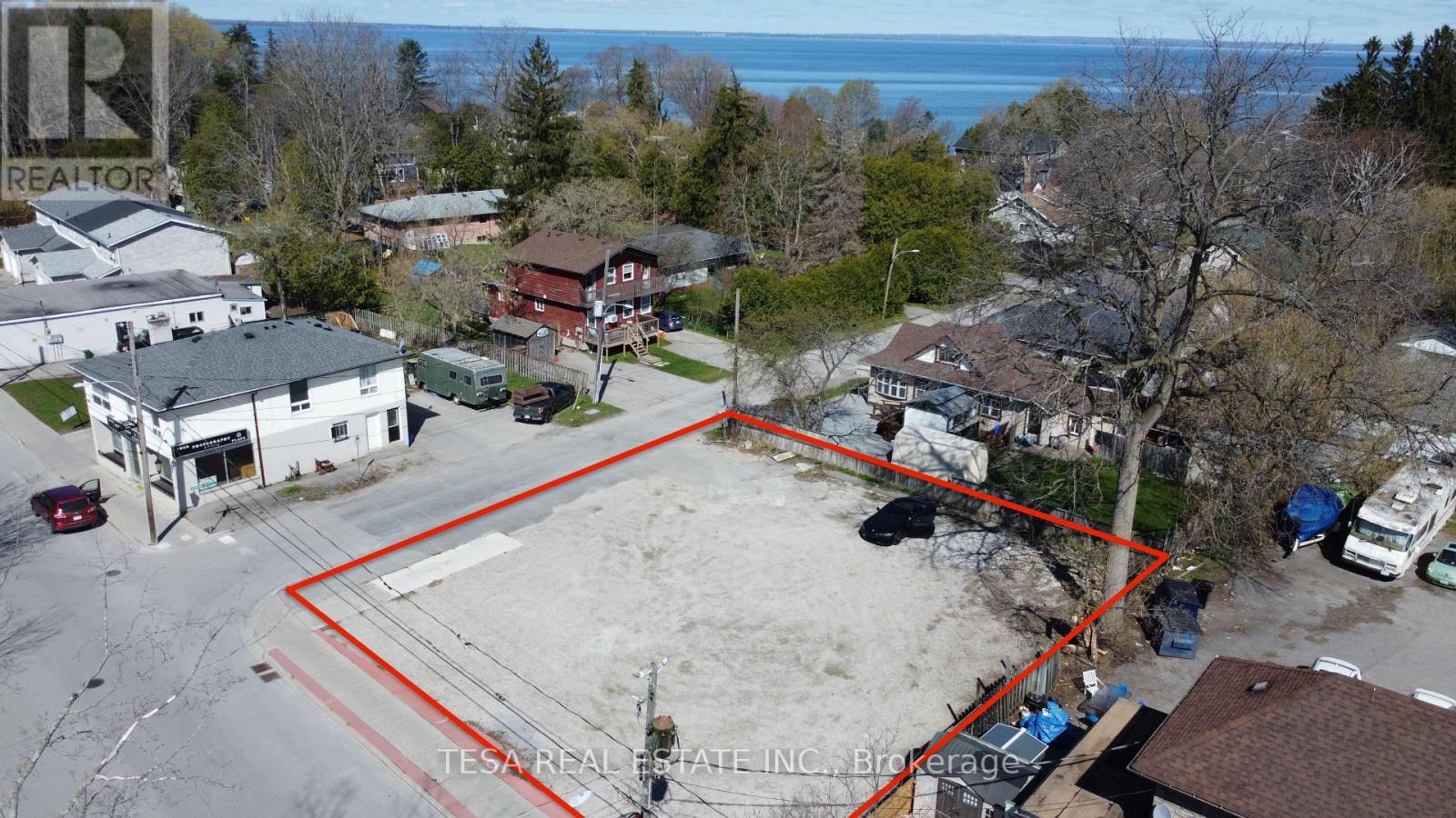 924 LAKE DRIVE E, Georgina, Ontario