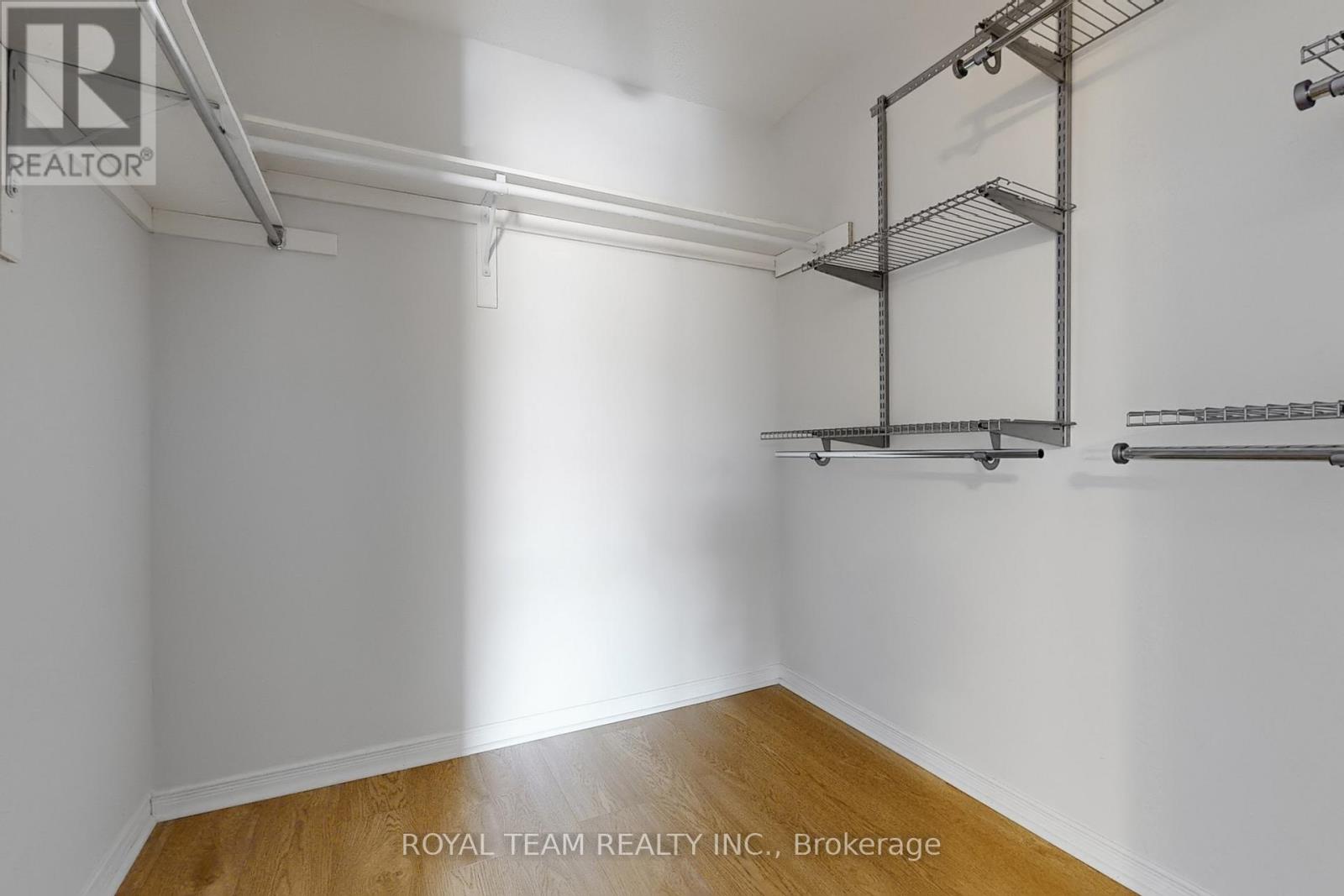 15 Bond Lake Park Street, Richmond Hill, Ontario  L4E 5C3 - Photo 21 - N12157905