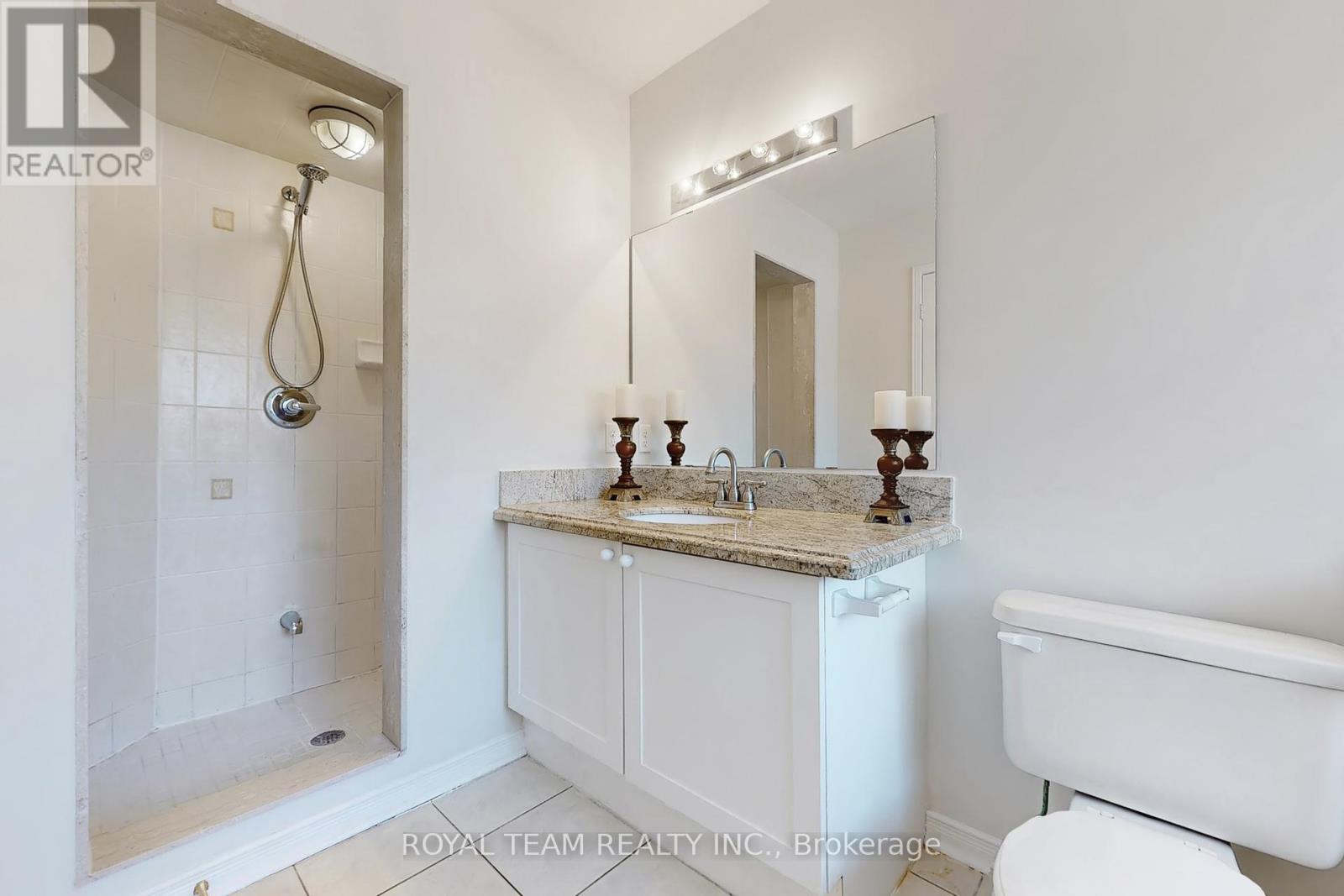 15 Bond Lake Park Street, Richmond Hill, Ontario  L4E 5C3 - Photo 23 - N12157905