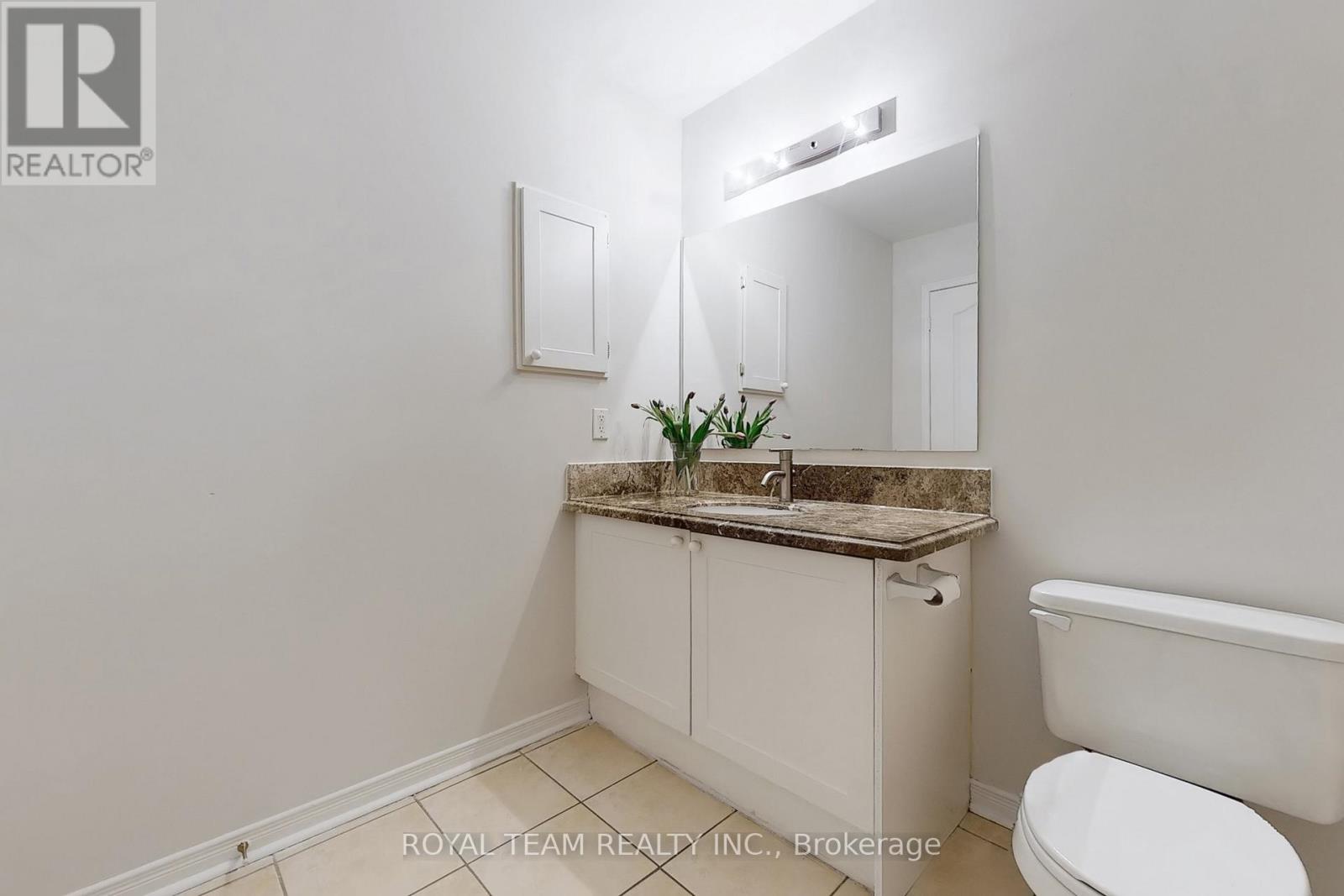 15 Bond Lake Park Street, Richmond Hill, Ontario  L4E 5C3 - Photo 29 - N12157905