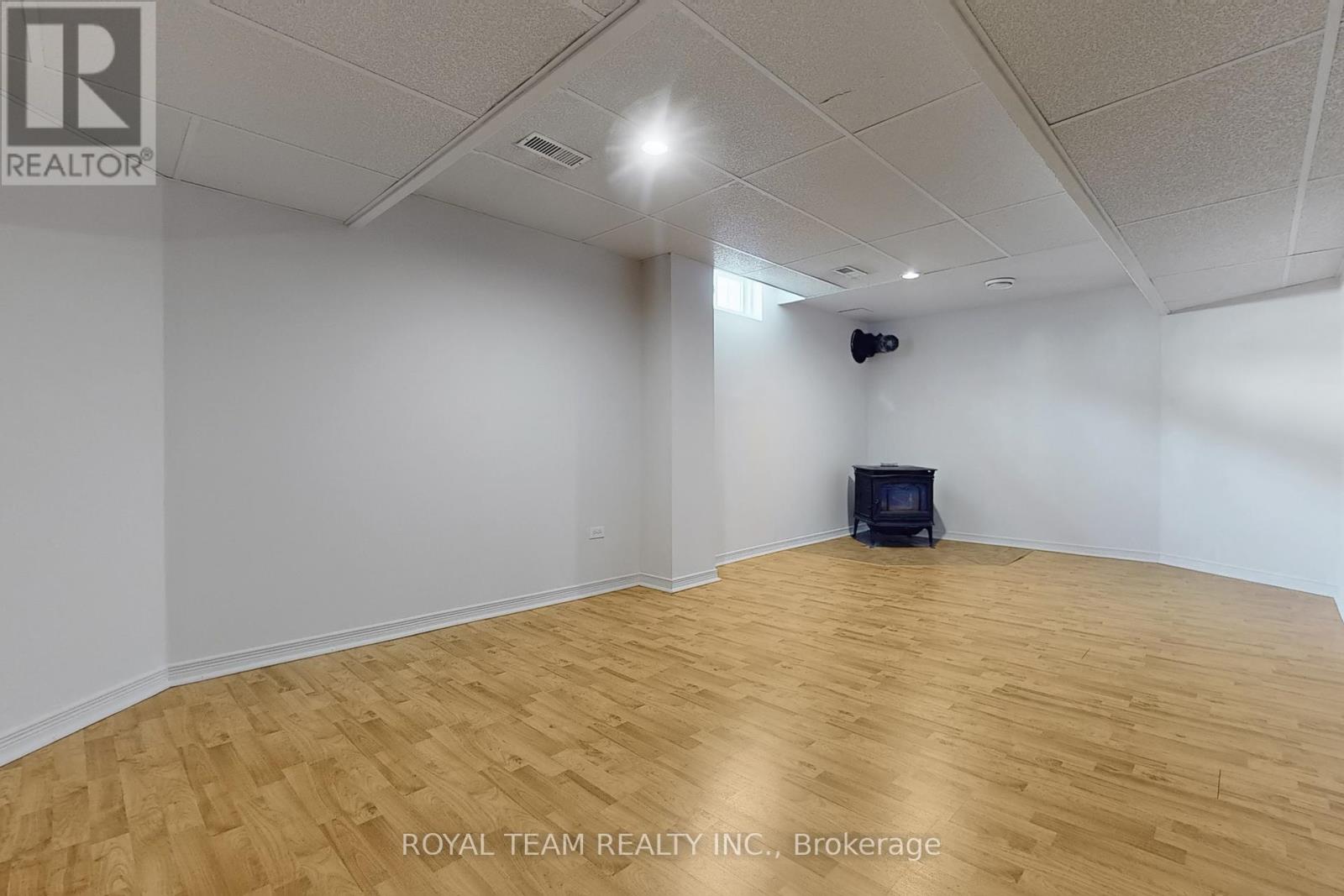 15 Bond Lake Park Street, Richmond Hill, Ontario  L4E 5C3 - Photo 33 - N12157905