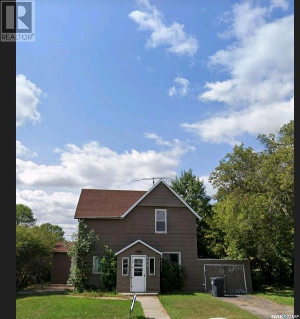 136 Broadway Street, Carievale, Saskatchewan  S0C 0P0 - Photo 1 - SK992728
