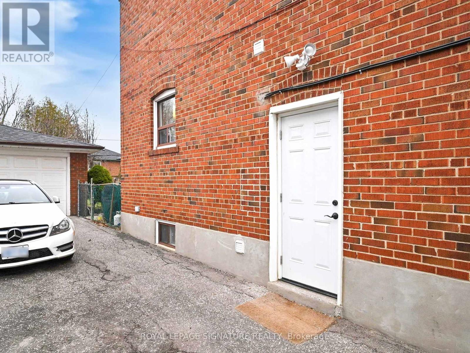 116 Judson Street, Toronto, Ontario  M8Z 1B1 - Photo 23 - W12093455