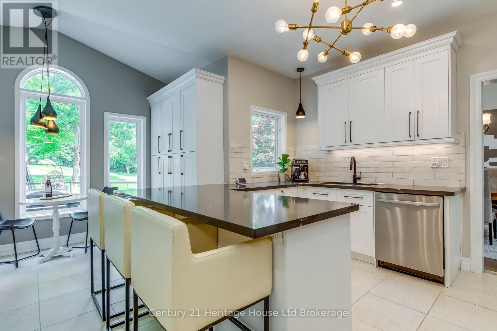 16 Sweetman Drive, Hamilton, Ontario  L9H 7N6 - Photo 24 - X12157787
