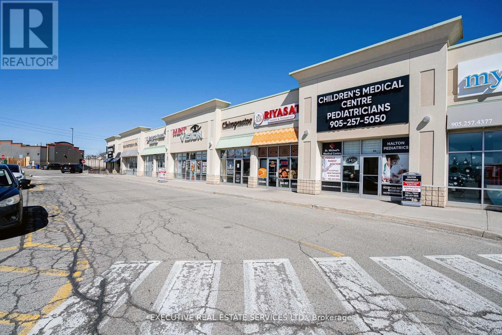 Property at 7 - 478 DUNDAS STREET W image 4