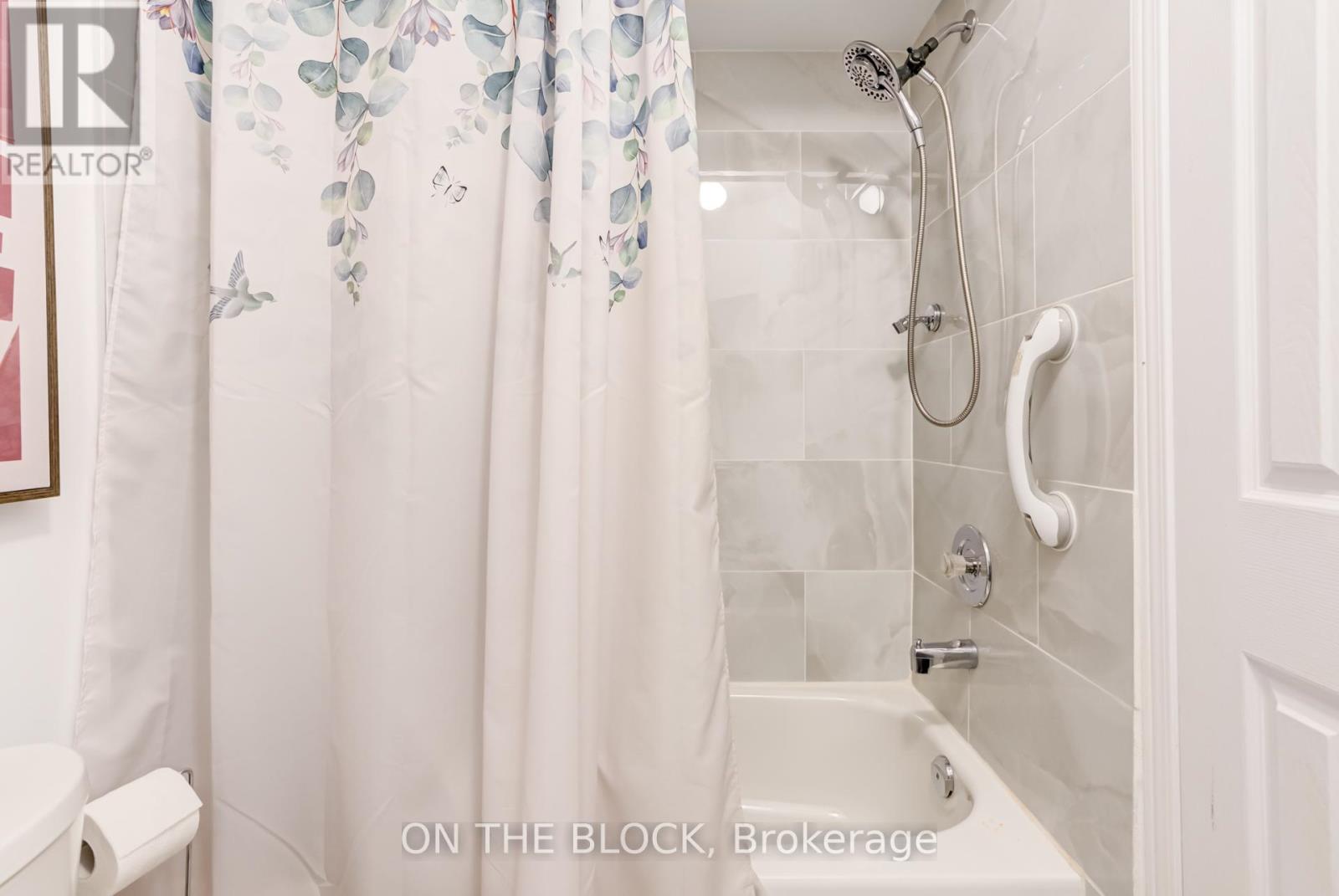 4 - 224 Rosemount Avenue, Toronto, Ontario  M9N 1M8 - Photo 28 - W12157918