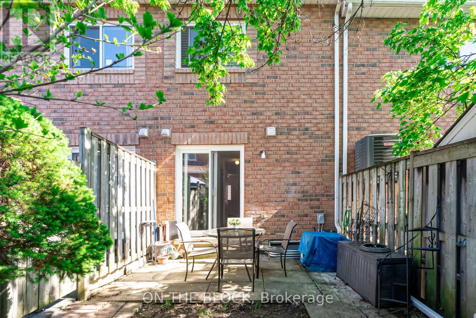 4 - 224 Rosemount Avenue, Toronto, Ontario  M9N 1M8 - Photo 42 - W12157918