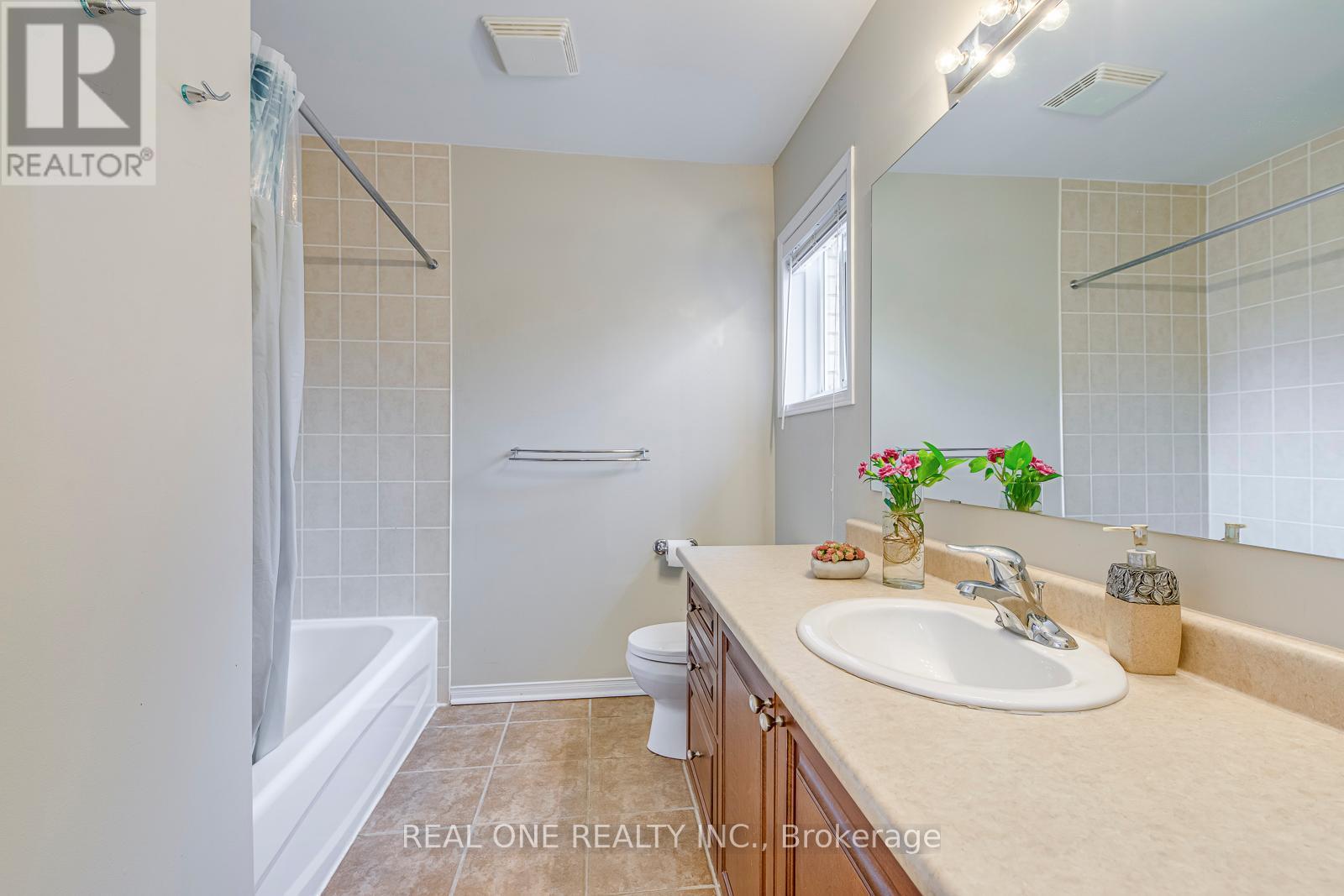 2297 Saddlecreek Crescent, Oakville (Wt West Oak Trails), Ontario  L6M 5J6 - Photo 20 - W12157957