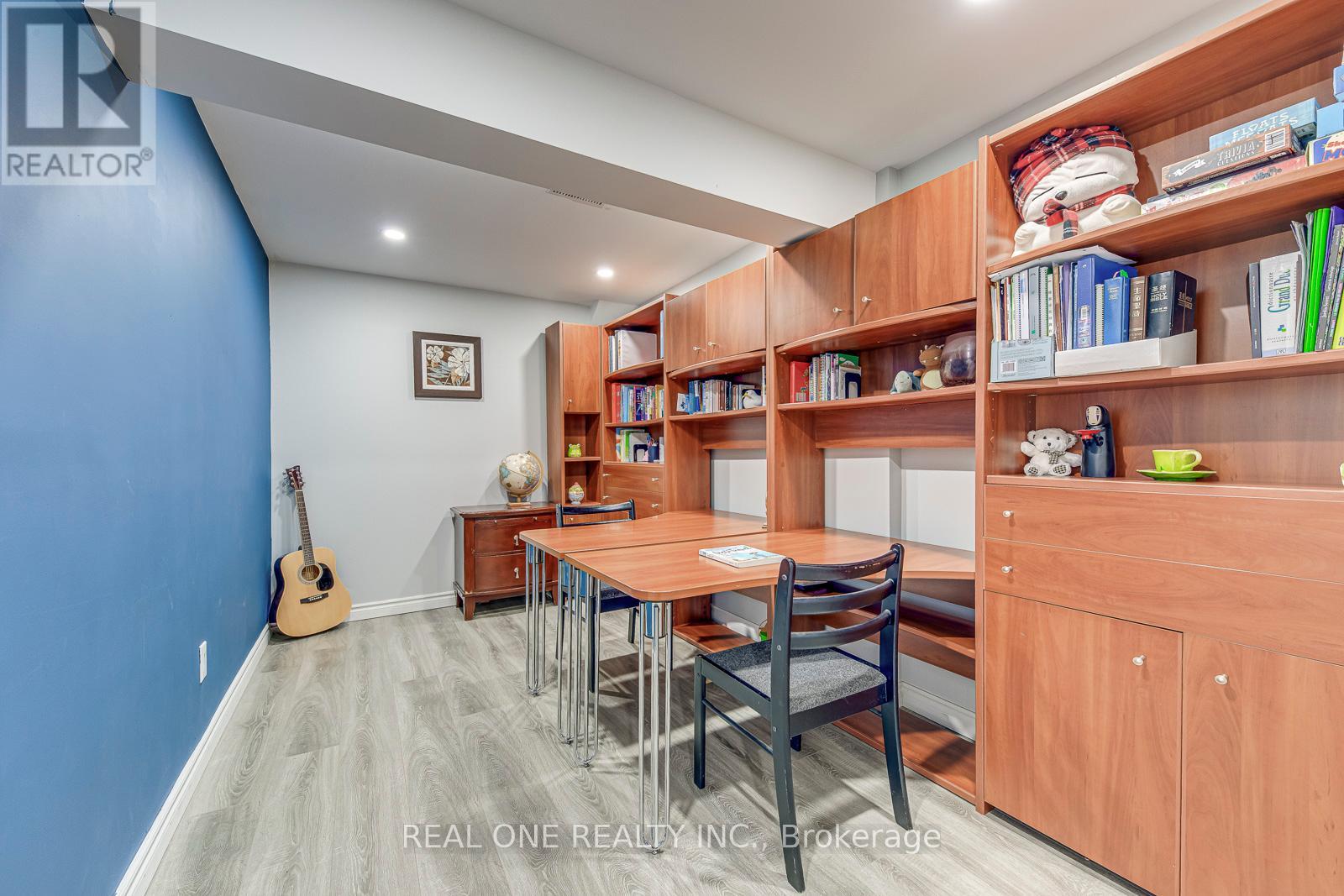 2297 Saddlecreek Crescent, Oakville (Wt West Oak Trails), Ontario  L6M 5J6 - Photo 22 - W12157957