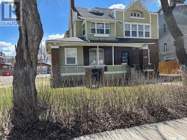 Property at 2915 Victoria AVENUE image 1