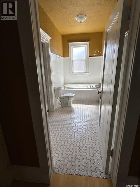 2915 Victoria Avenue, Regina, Saskatchewan  S4T 1K8 - Photo 6 - SK006206
