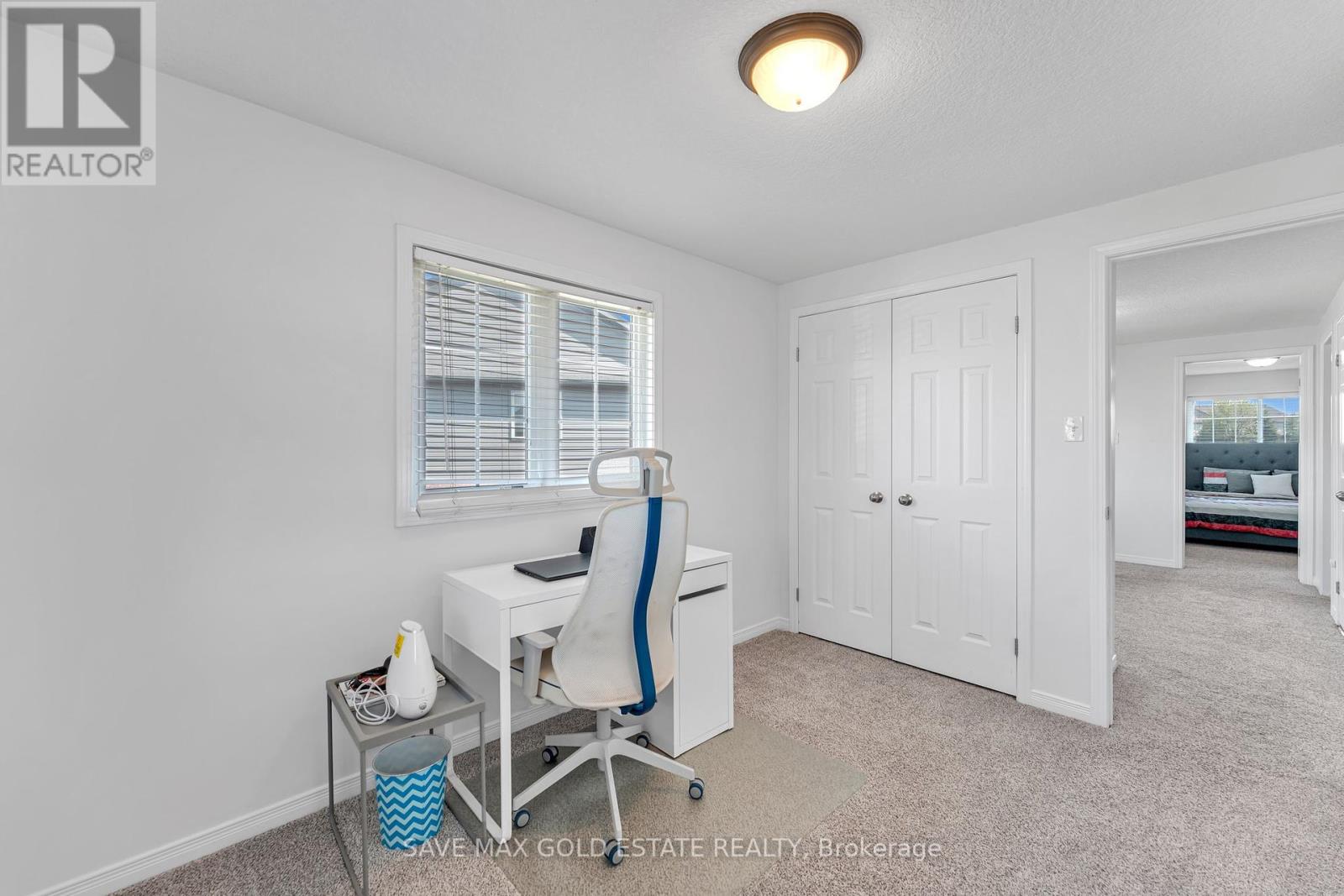 54 Featherstone Street, Kitchener, Ontario  N2R 1Z4 - Photo 23 - X12157884