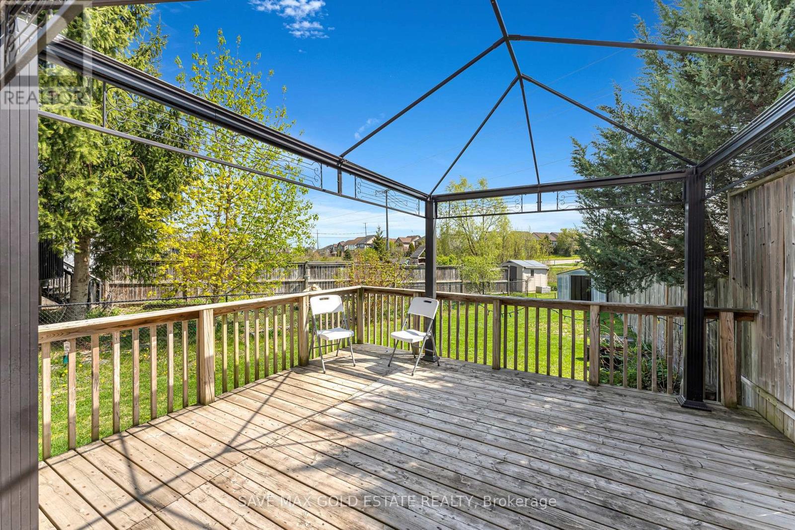 54 Featherstone Street, Kitchener, Ontario  N2R 1Z4 - Photo 31 - X12157884