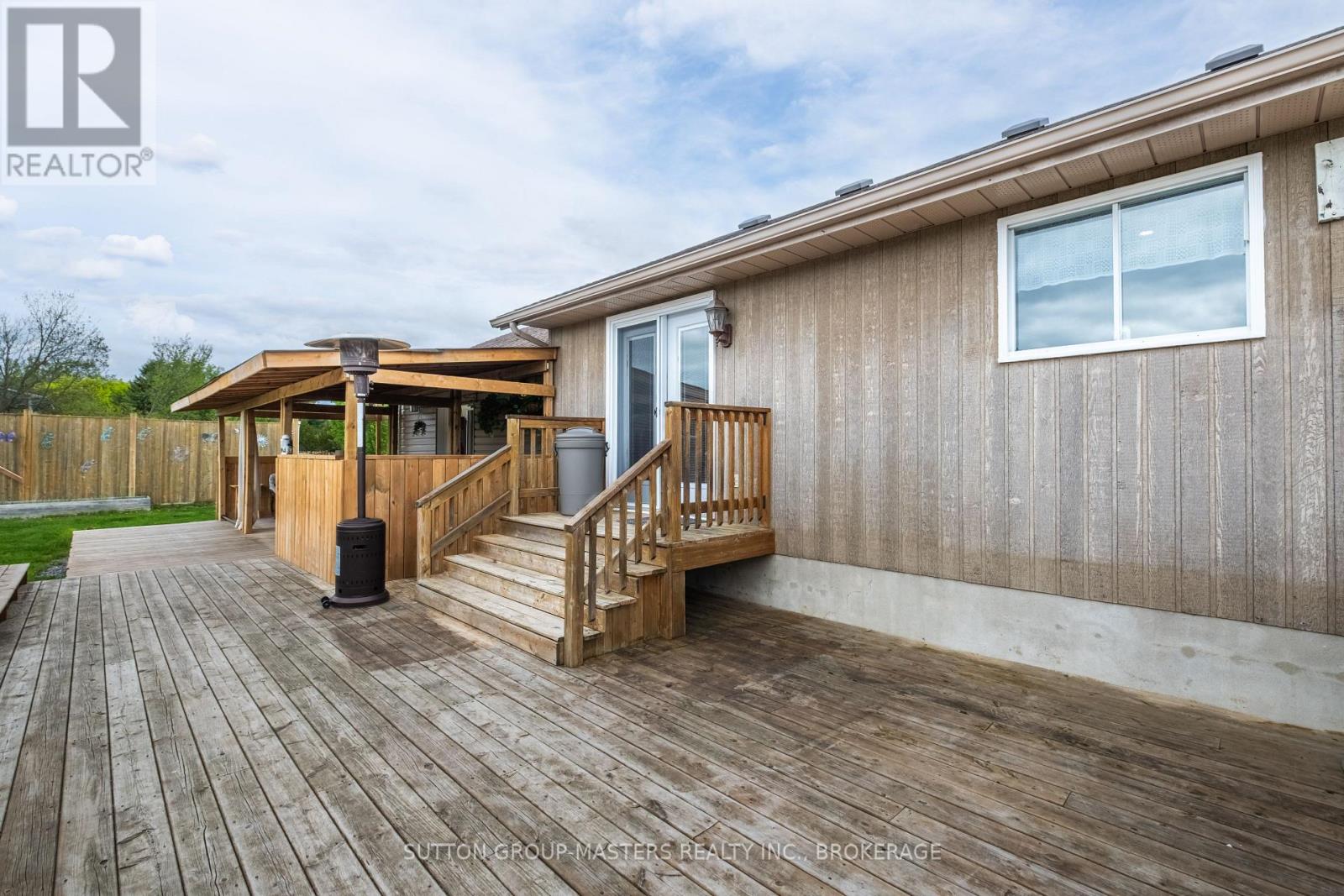3758 Mcconnell Road, South Frontenac (Frontenac South), Ontario  K0H 1V0 - Photo 8 - X12157998