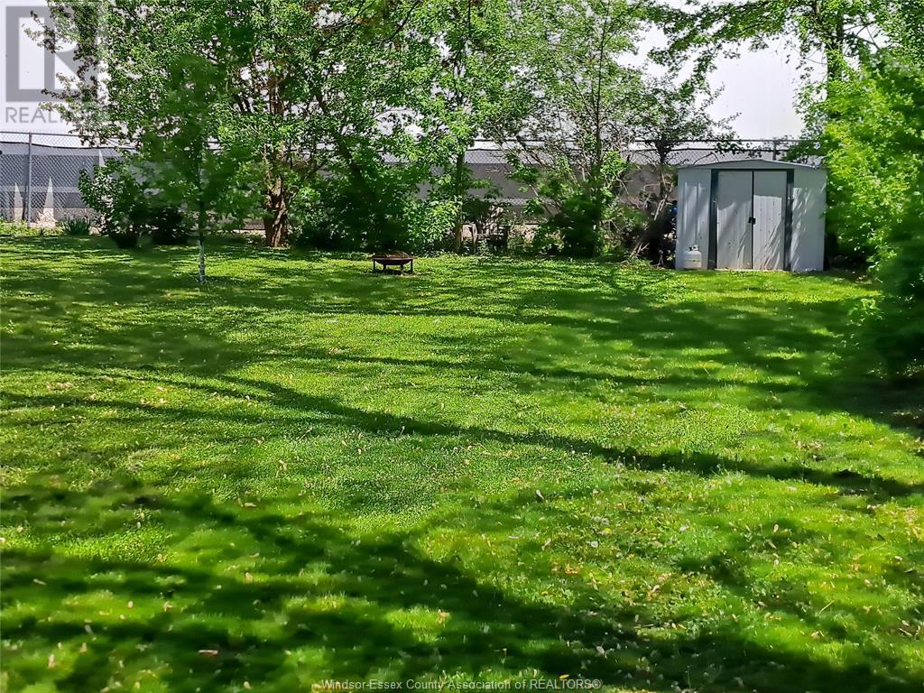 1978 Jefferson Boulevard, Windsor, Ontario  N8T 2W2 - Photo 2 - 25011380
